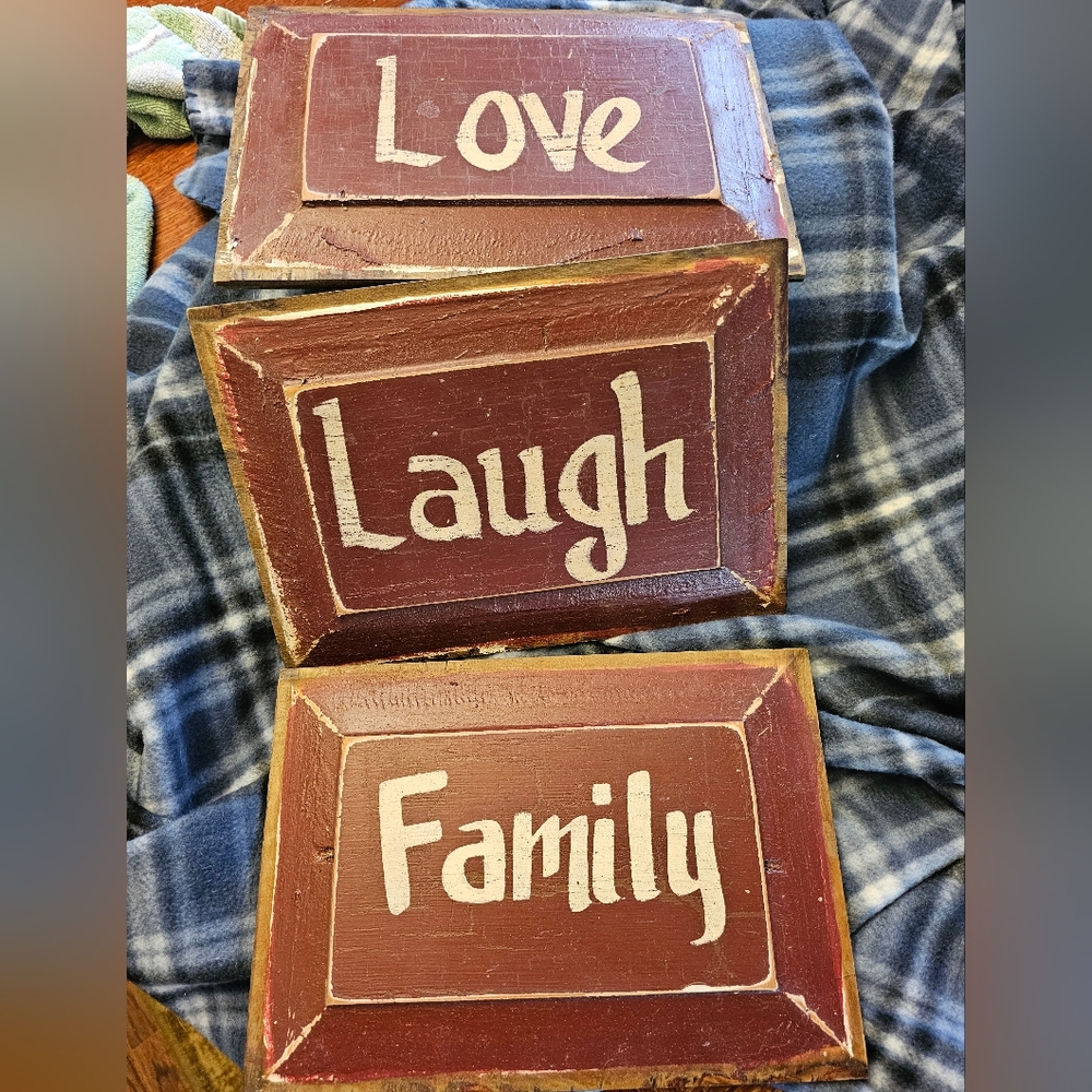 Rustic Wooden Wall Decor Set